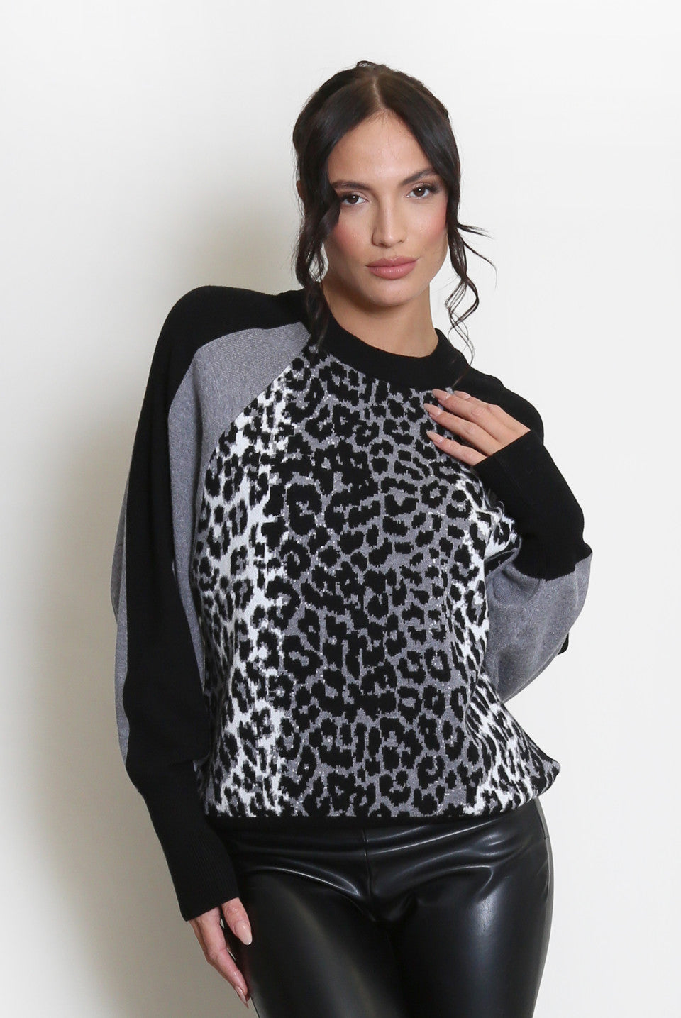 Leopard Print Raglan Sleeve Jumper