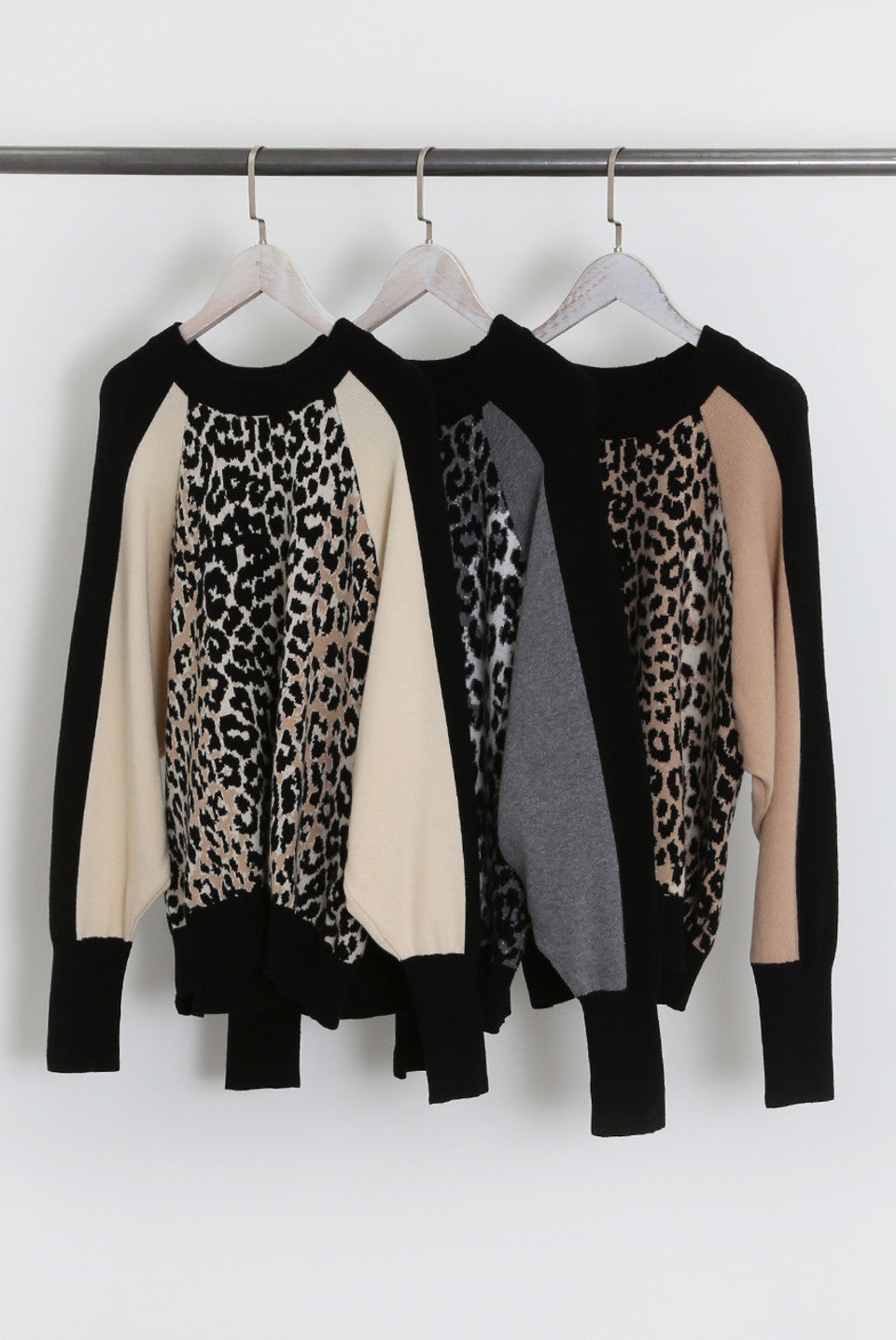 Leopard Print Raglan Sleeve Jumper